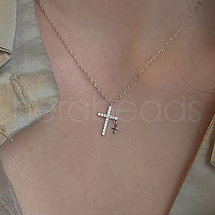 Cross Alloy with Crystal Rhinestone Pendant Necklaces WGAF0E8-04-1