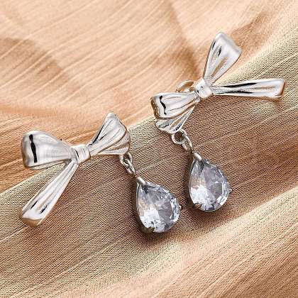 304 Stainless Steel Rhinestone Stud Earrings EJEW-Z098-09P-1