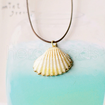 Natural Conch and Shell Pendant Necklaces YJ0466-20-1