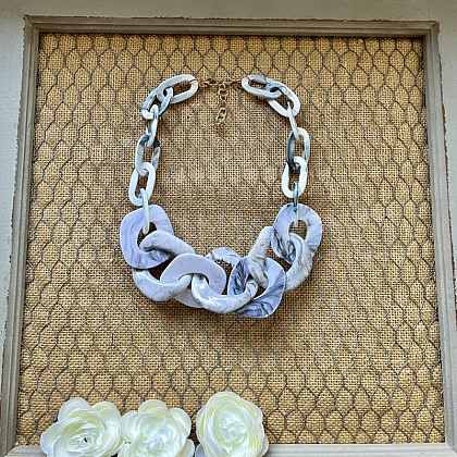 Fashionable Resin Oval Link Chain Necklaces FS-WG8E51D-06-1