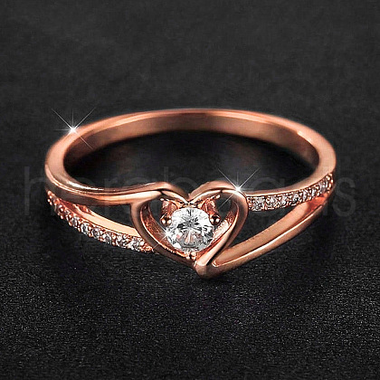 Heart Brass Micro Pave Clear Cubic Zirconia Finger Rings FS-WG243FC-13-1