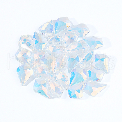 SUPERFINDINGS 50Pcs Faceted Leaf Glass Pendants FIND-FH0010-34A-1