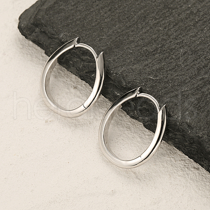 Fashionable S925 Sterling Silver Oval Hoop Earrings AB7208-1