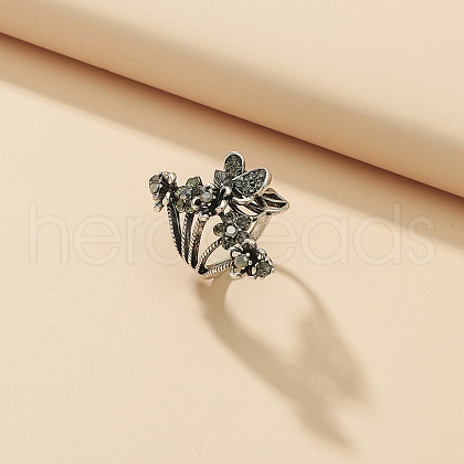Zinc Alloy Rhinestone Finger Rings for Women UG4795-8-1
