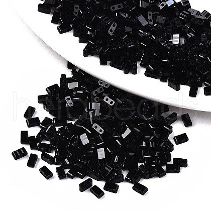 2-Hole Glass Seed Beads X-SEED-S031-M-SH49-1