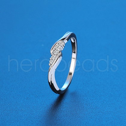 Twist Brass Micro Pave Clear Cubic Zirconia Finger Rings FS-WG5C18D-02-1