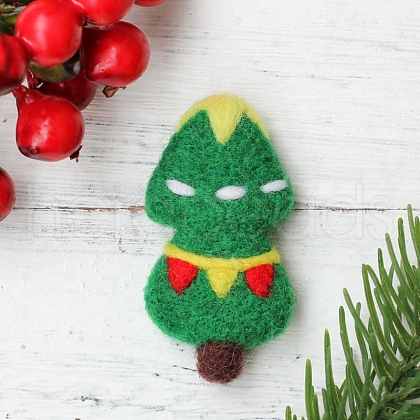 Christmas Tree Brooch Cactus Needle Felting Kit DIY-K055-05-1